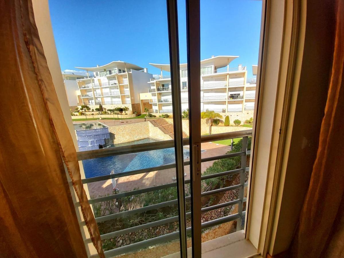 Appartamento Penthouse With Sea Views Albufeira Esterno foto